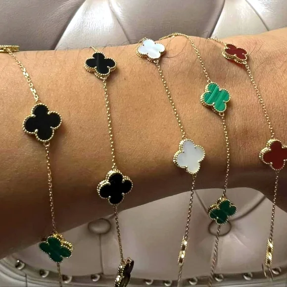 Chic Clover Charm Bracelet in Gold and Multi-Color - Picture 15 of 15